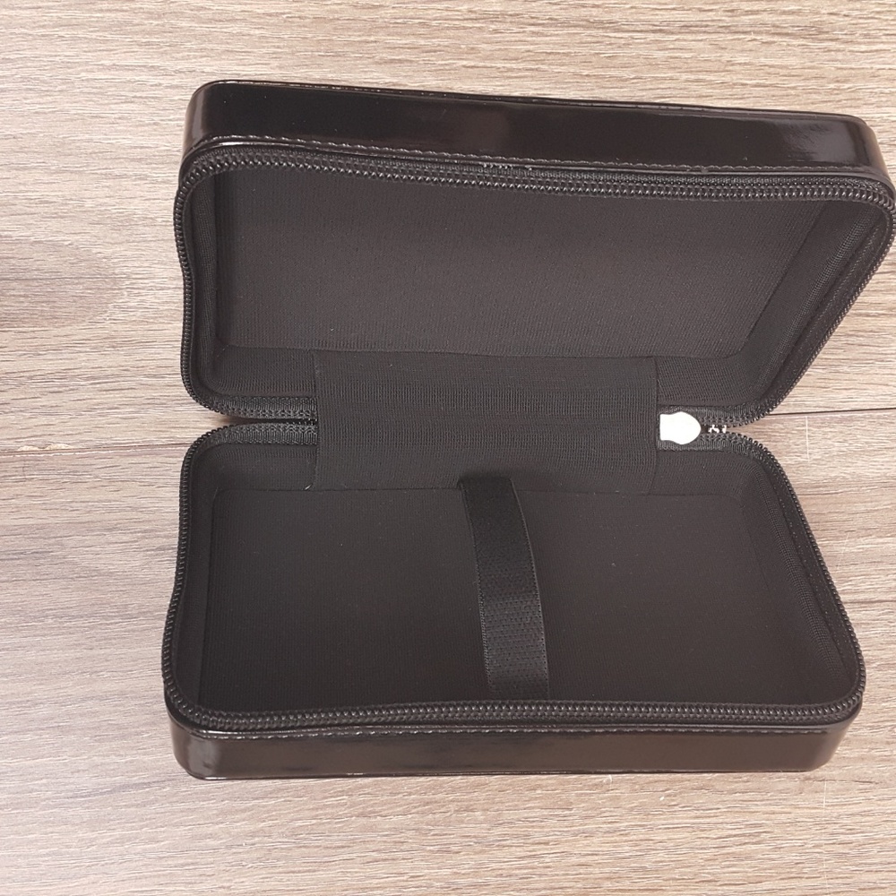 Gucci Guilty empty cologne zip up box - Picture 4 of 4